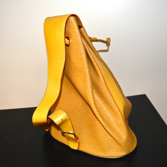 NEW Tan Genuine Ribbed Leather Italian Backpack